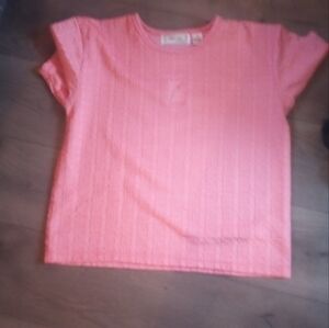 Women's Chelsea's Way Vtg Coral T-Shirt